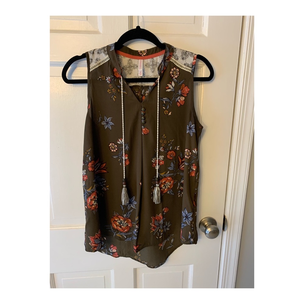 Floral print tank top